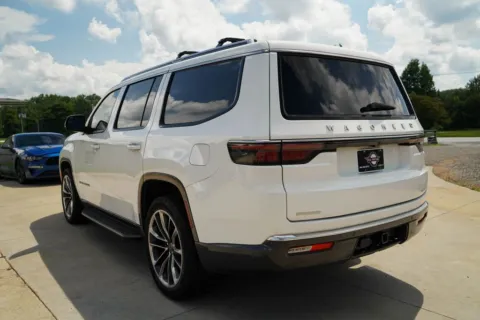 More photos of 2022 Jeep Wagoneer Series II at TLC Motors, SC