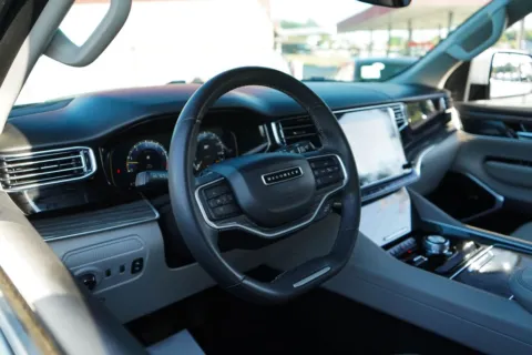 More photos of 2022 Jeep Wagoneer Series II at TLC Motors, SC