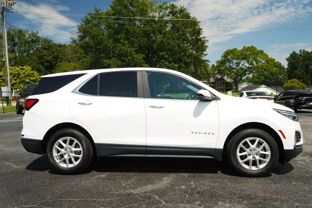 Chevrolet Equinox photo 2