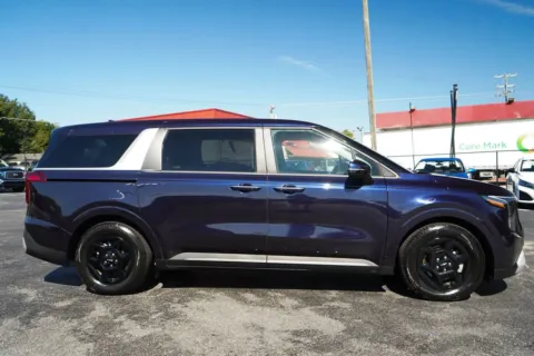Photos of 2025 Kia Carnival LXS for sale in Moore, SC at TLC Motors