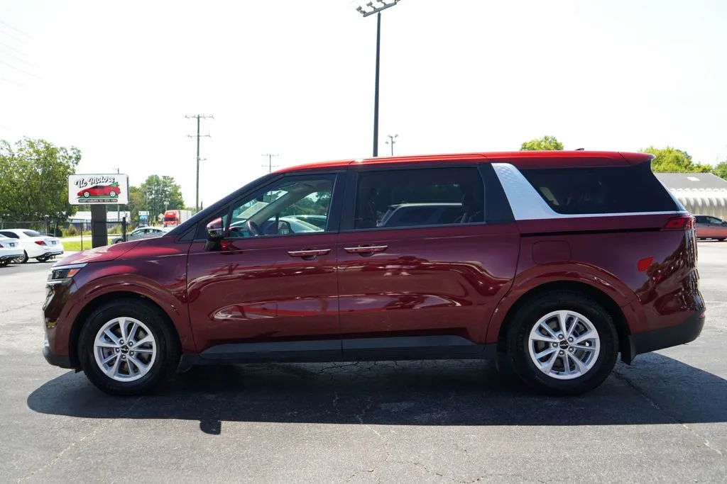 Kia Carnival photo 25