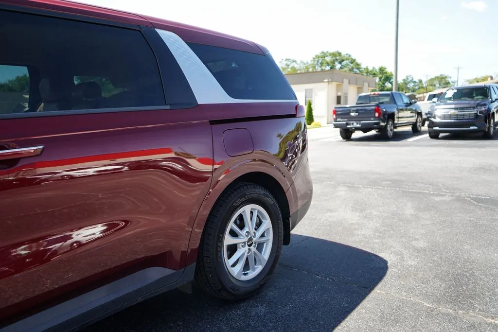 Kia Carnival photo 23