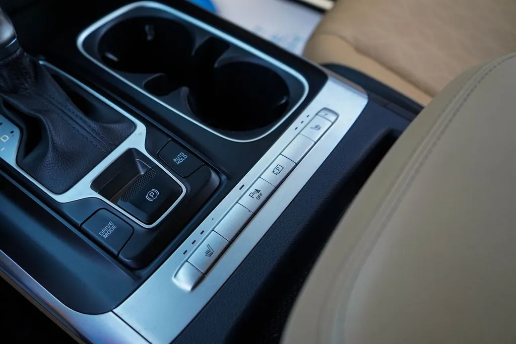 Kia Carnival photo 30