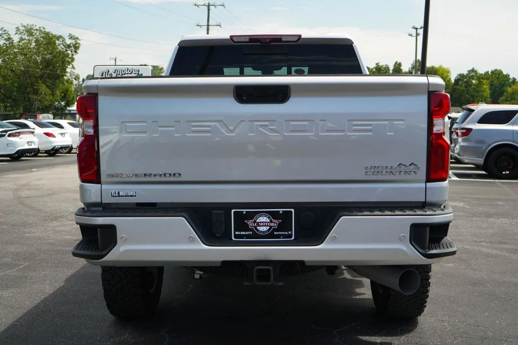 Chevrolet Silverado photo 20