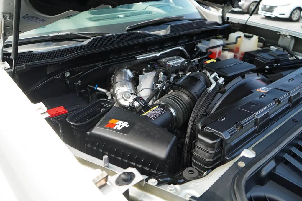 Chevrolet Silverado photo 38