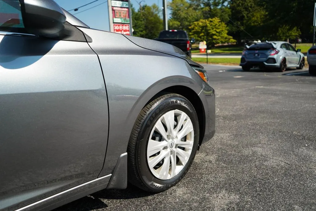 Nissan Sentra photo 18