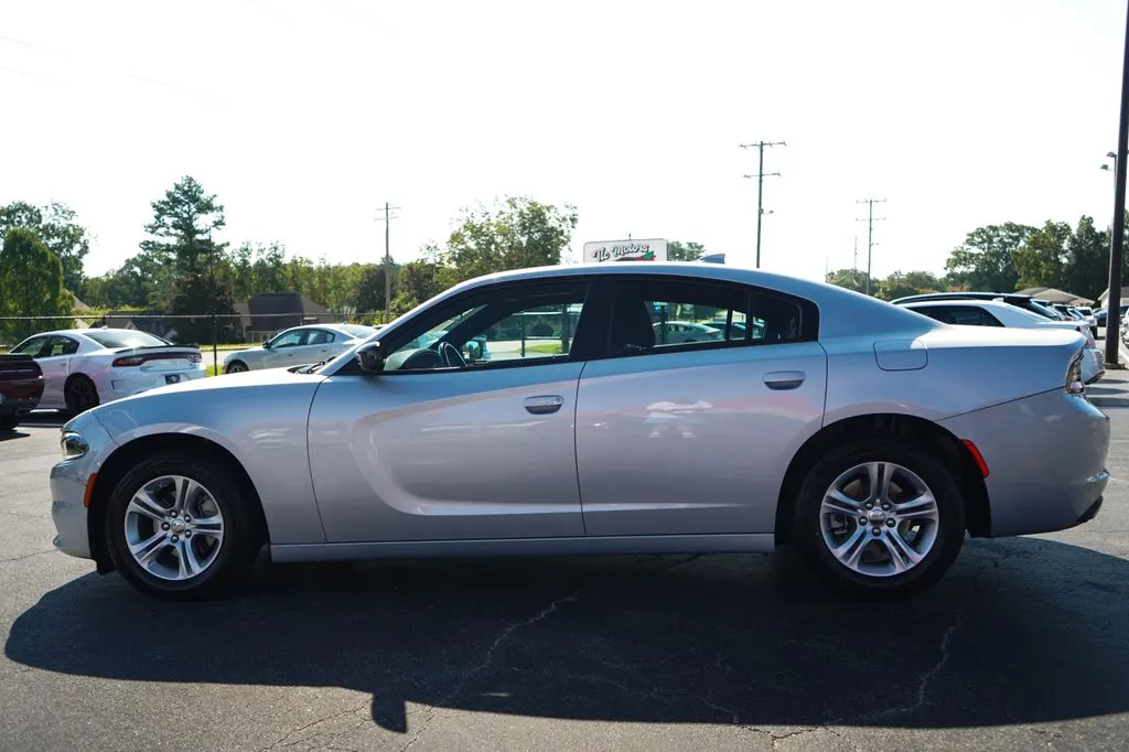 Dodge Charger photo 23