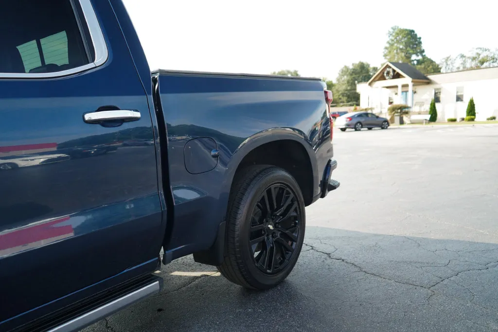 Chevrolet Silverado photo 23