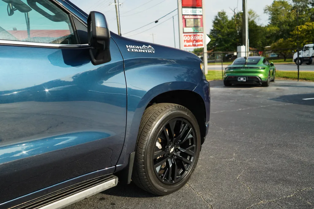 Chevrolet Silverado photo 20