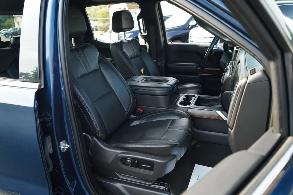 Chevrolet Silverado photo 13