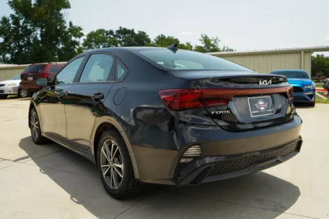 More photos of 2023 Kia Forte LXS at TLC Motors, SC