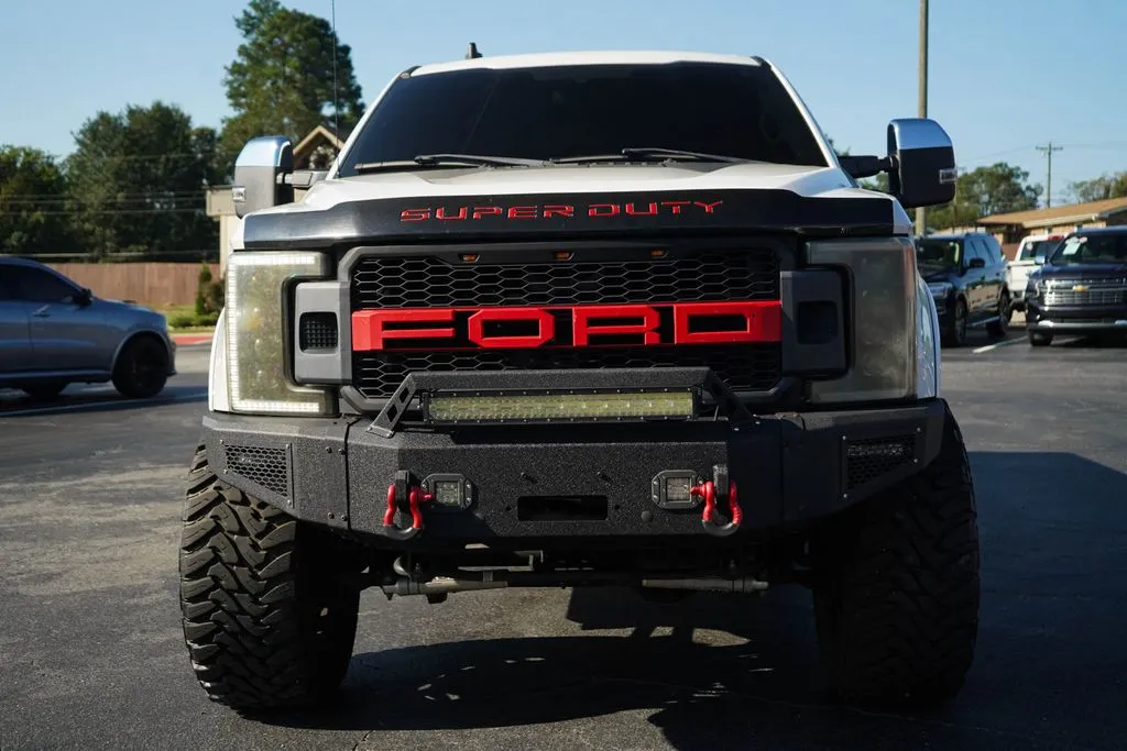 Ford F-250SD photo 17