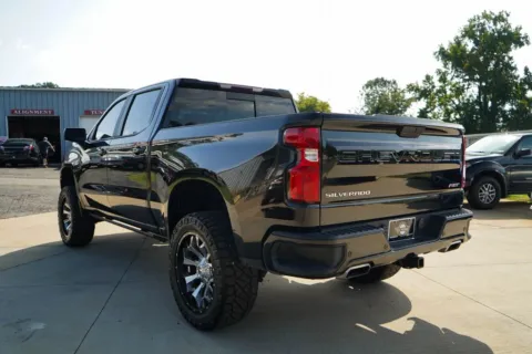 More photos of 2019 Chevrolet Silverado 1500 RST at TLC Motors, SC