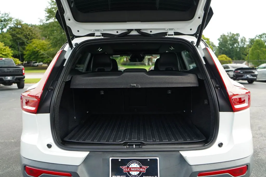 Volvo XC40 photo 21