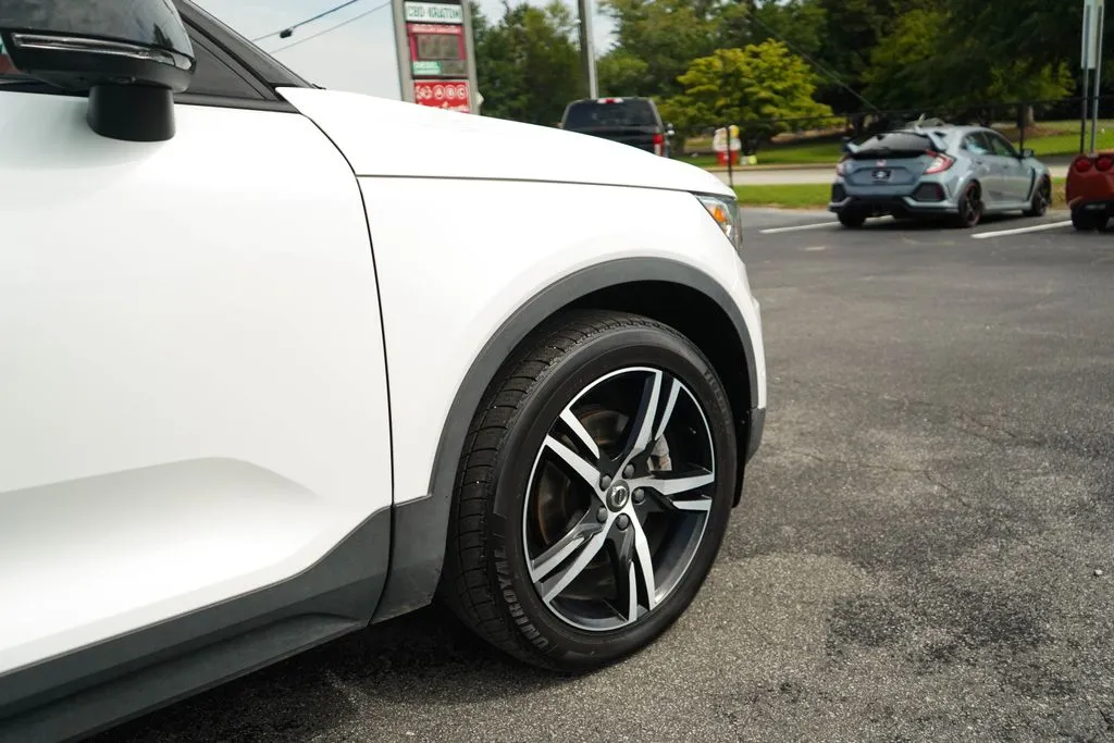Volvo XC40 photo 19