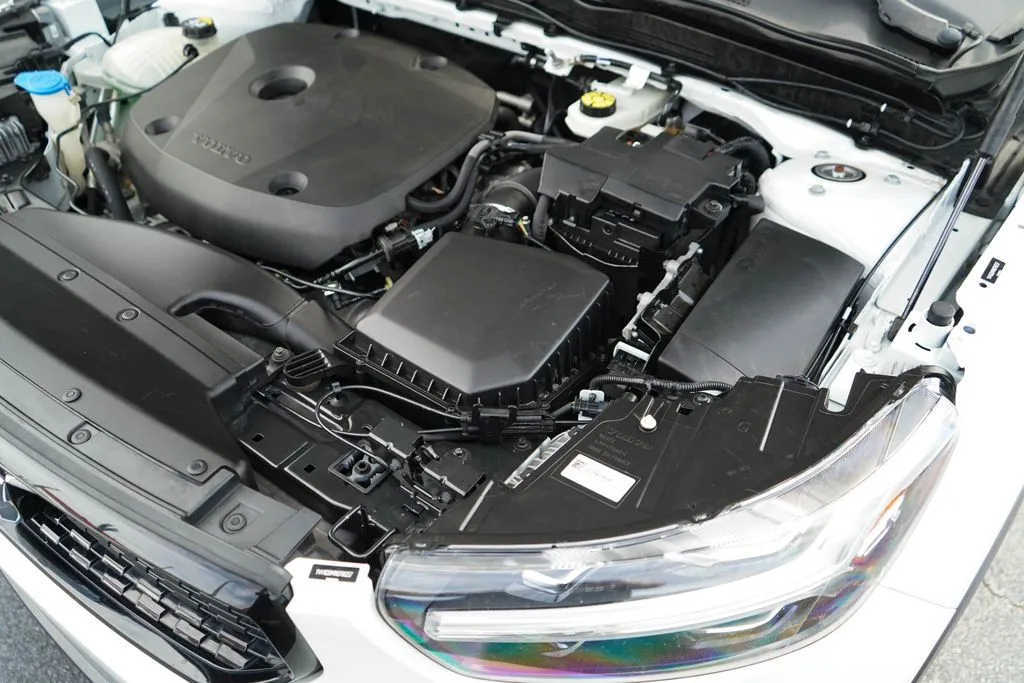 Volvo XC40 photo 38