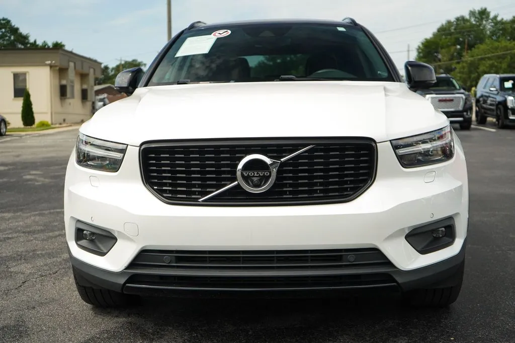 Volvo XC40 photo 17