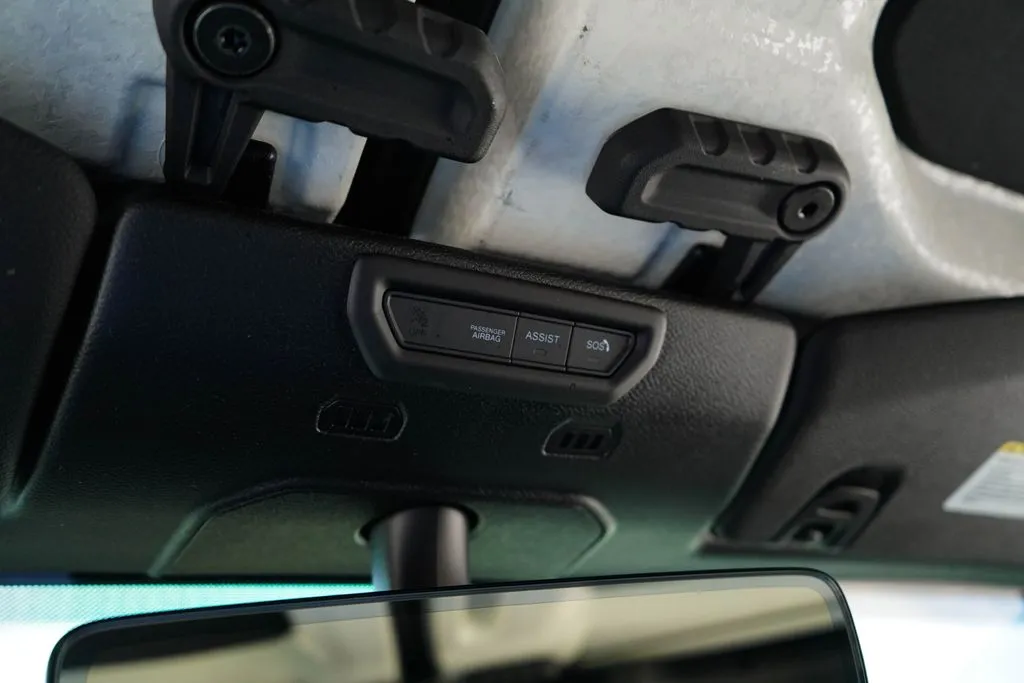 Jeep Wrangler photo 11