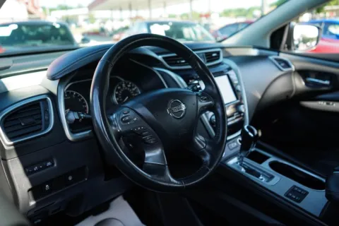 More photos of 2022 Nissan Murano SV at TLC Motors, SC