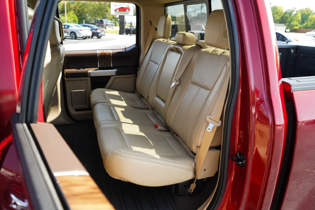 Ford F-150 photo 8
