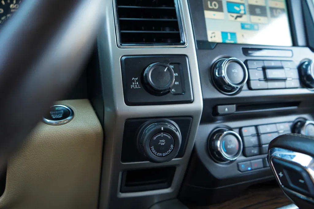 Ford F-150 photo 30