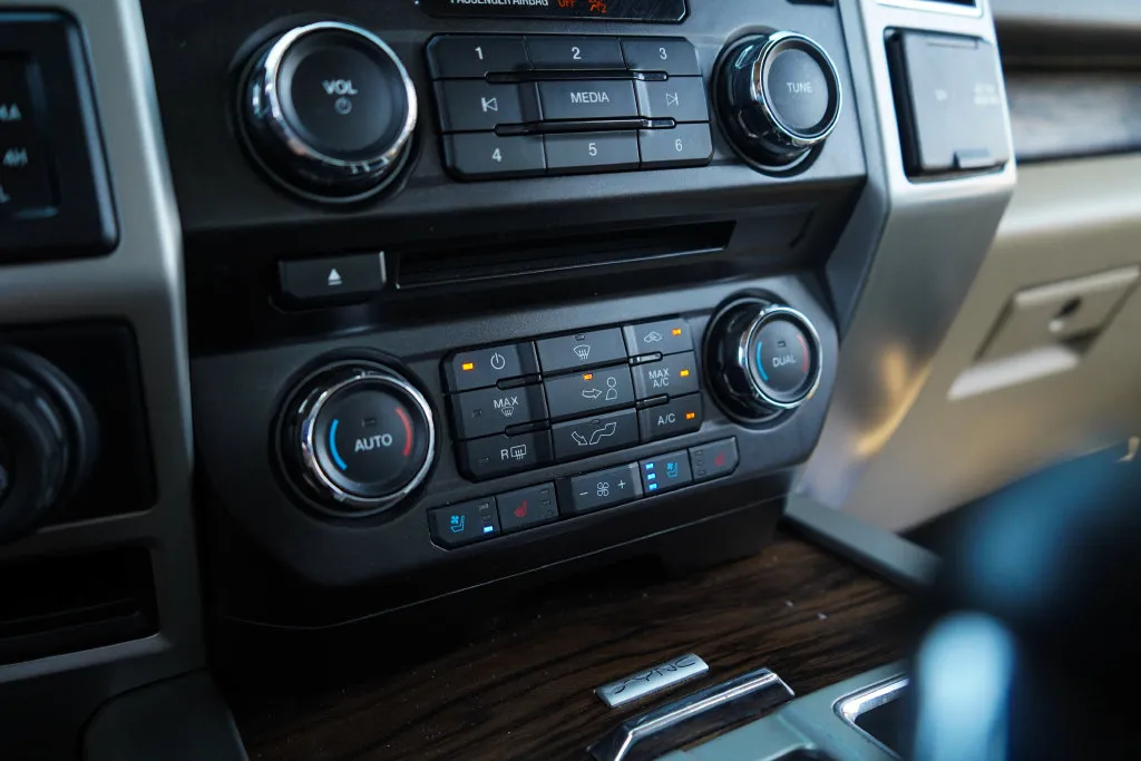 Ford F-150 photo 28