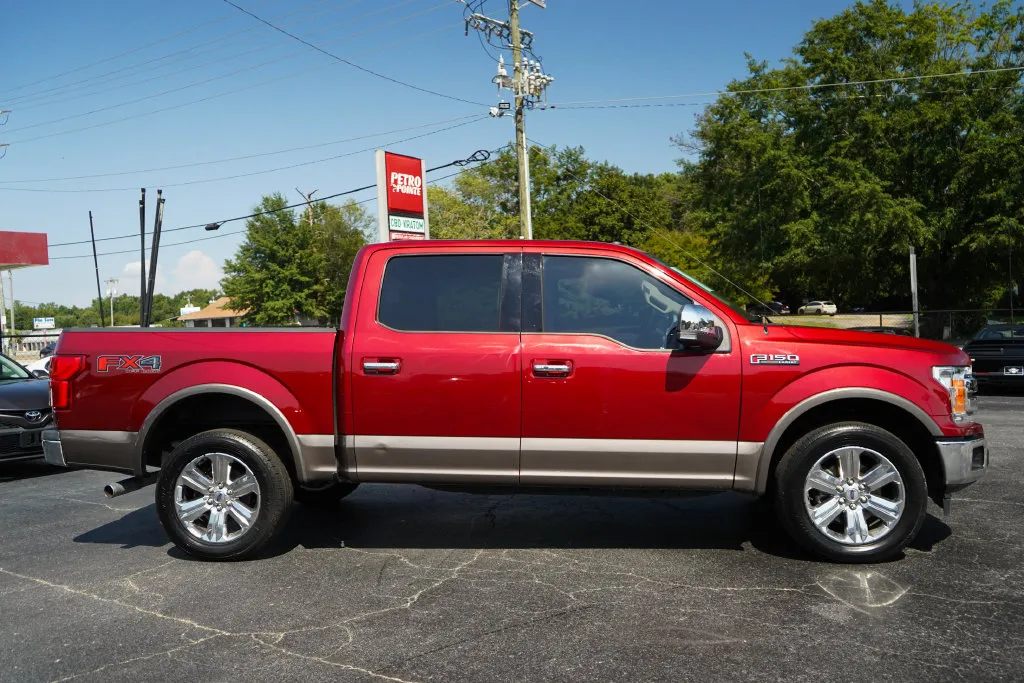 Ford F-150 photo 2