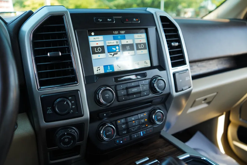Ford F-150 photo 7