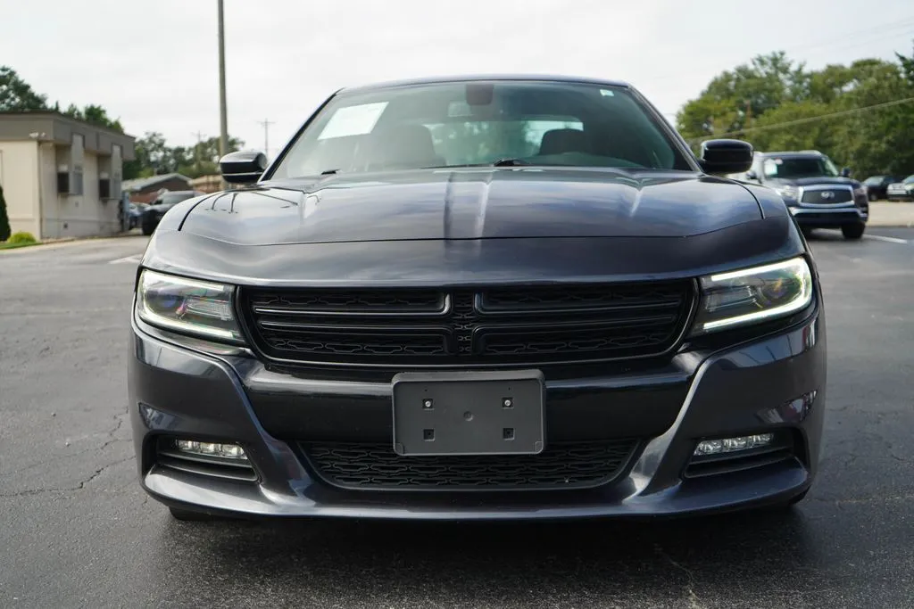 Dodge Charger photo 16