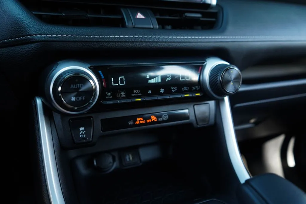 Toyota RAV4 photo 27