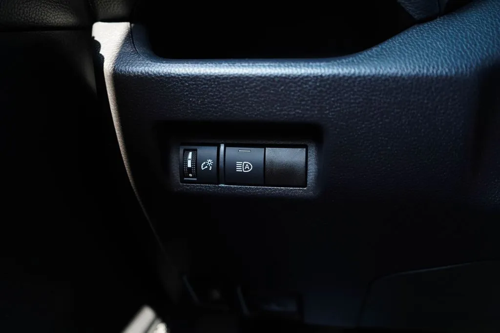 Toyota RAV4 photo 32