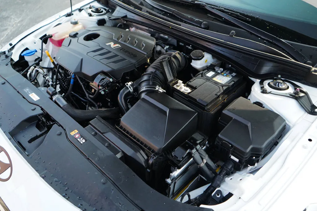 Hyundai Elantra N photo 37
