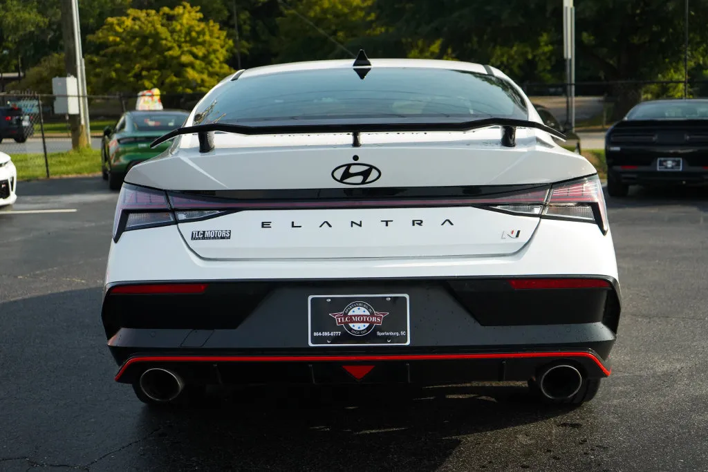 Hyundai Elantra N photo 20