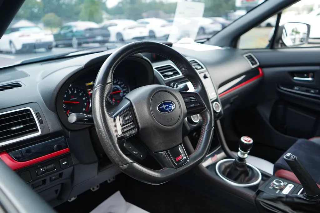 Subaru WRX photo 5