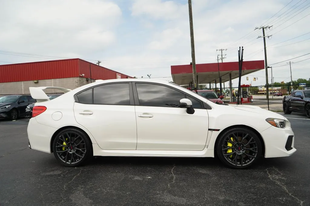 Subaru WRX photo 2