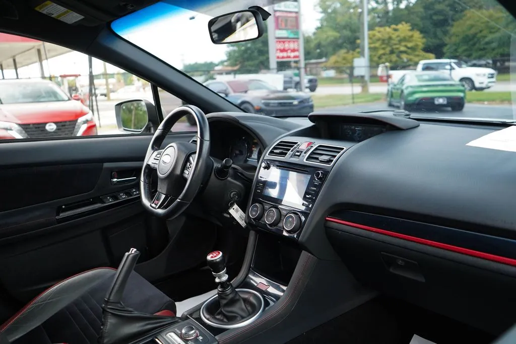 Subaru WRX photo 13