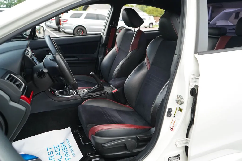 Subaru WRX photo 6