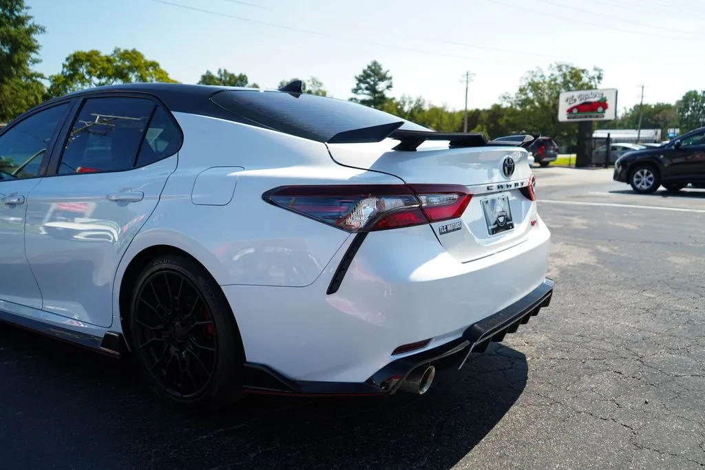 Toyota Camry photo 20