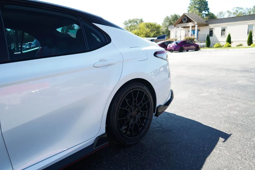 Toyota Camry photo 21
