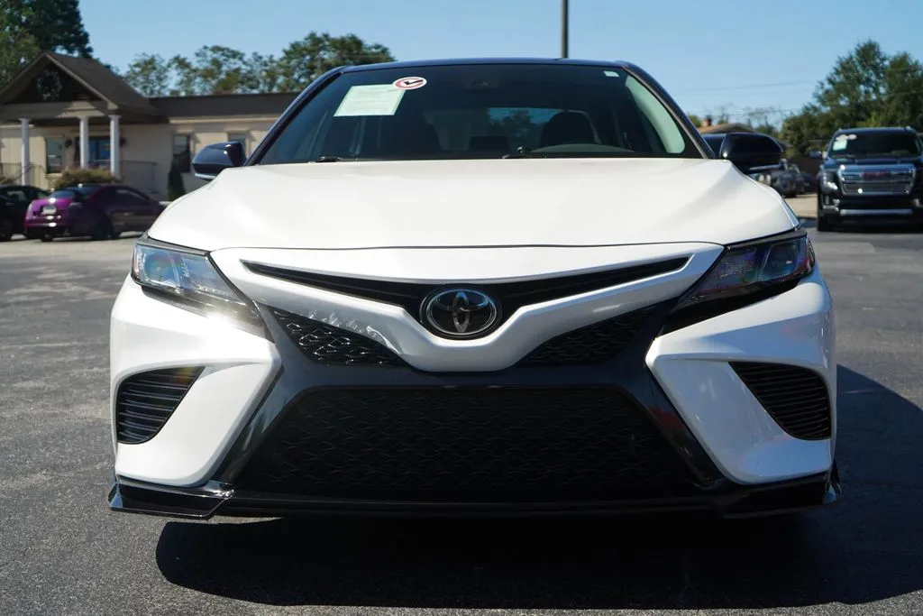 Toyota Camry photo 16