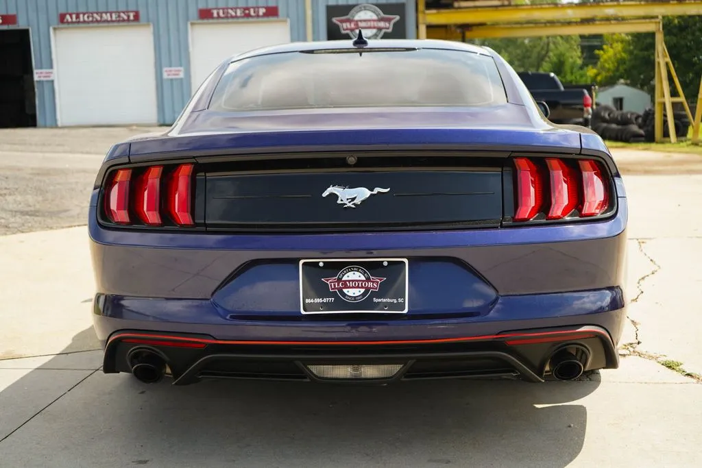 Ford Mustang photo 18
