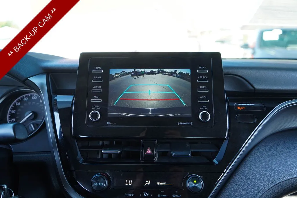 Toyota Camry photo 10