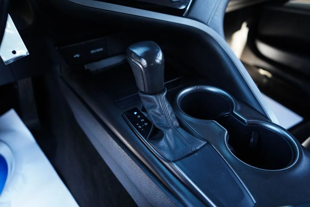 Toyota Camry photo 33