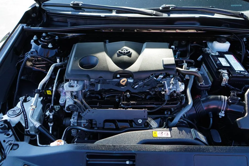 Toyota Camry photo 14