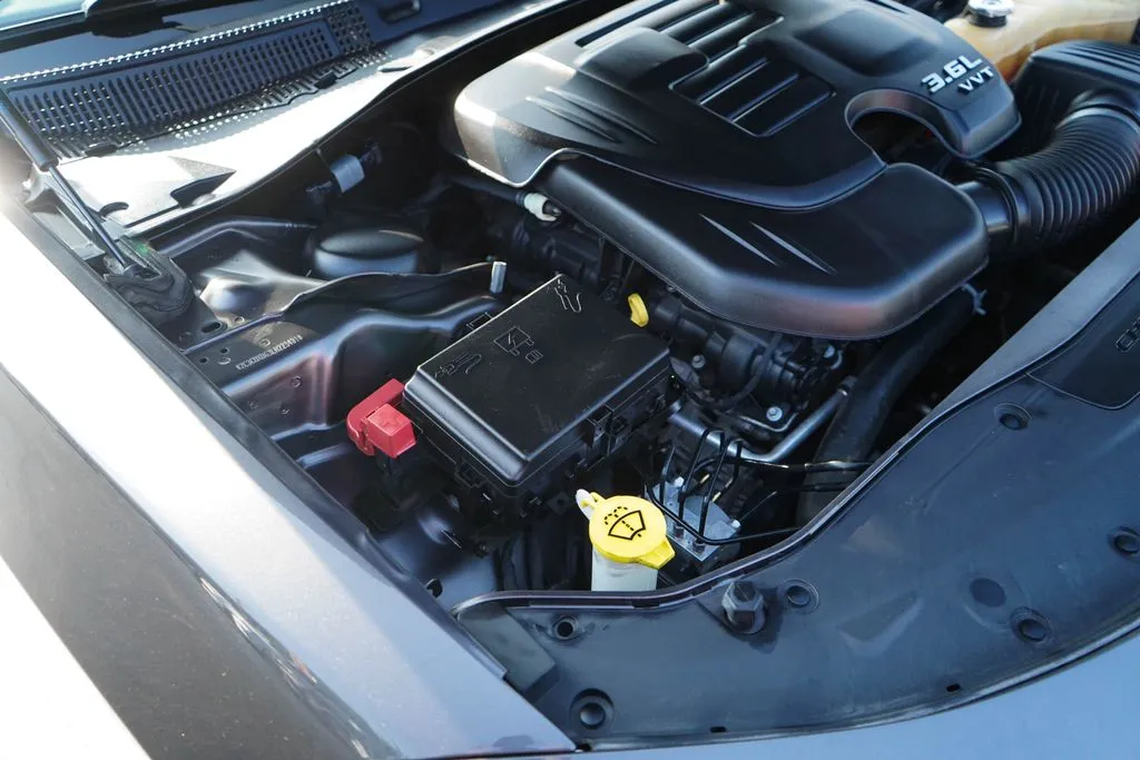 Dodge Charger photo 36