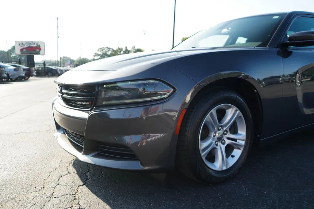 Dodge Charger photo 18