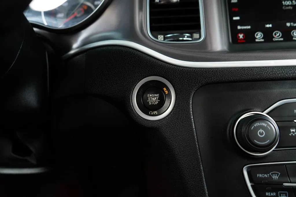 Dodge Charger photo 29