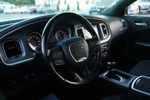 More photos of 2022 Dodge Charger SXT at TLC Motors, SC