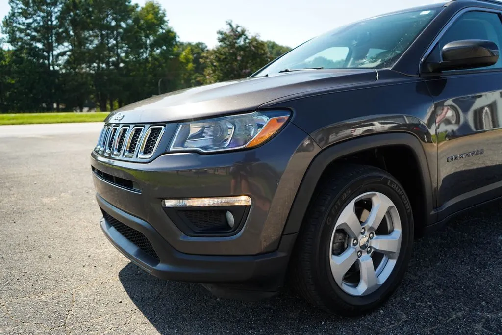 Jeep Compass photo 17