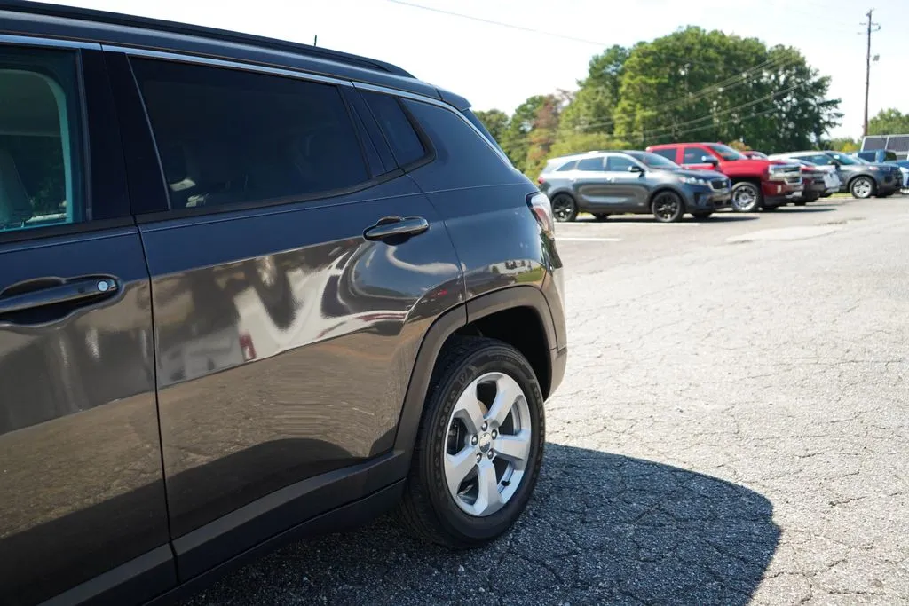 Jeep Compass photo 21